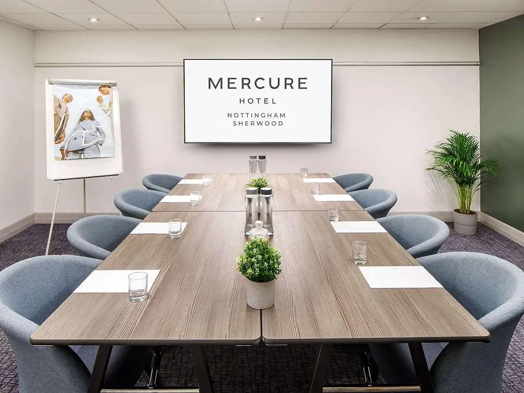 Mercure Nottingham Sherwood 4*,